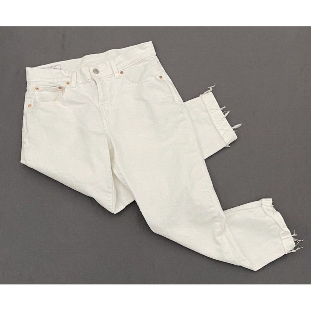 GAP Girlfriend Womens Size 6 Short Mid Rise White Raw Hem Jeans - Picture 2 of 14